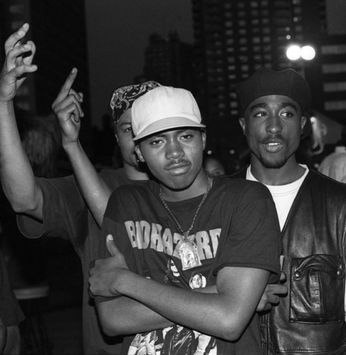 twixnmix:  Nas, 2Pac, Biggie and Redman photographed by Al Pereira   at club Amazon in NYC on July 23, 1993.  