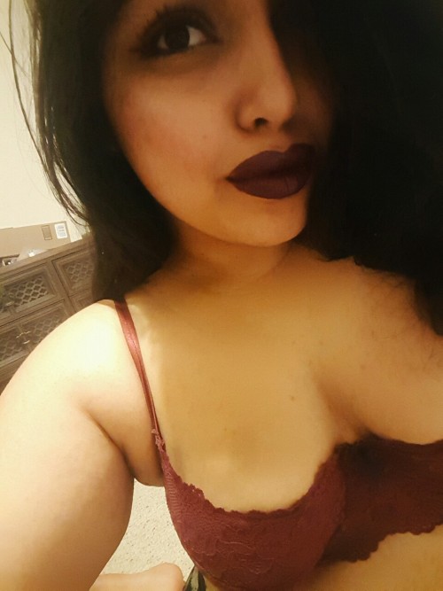 mexicamermaid:I need a photographer.