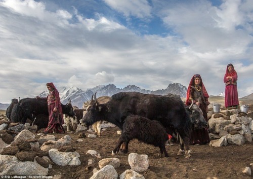 Wakhan Corridor Afghanistan - The #Afghan Wakhi villages are completely isolated from the outside wo