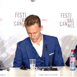 lokimasterofmischief:  Tom hiddleston and S.Pellegrino. 