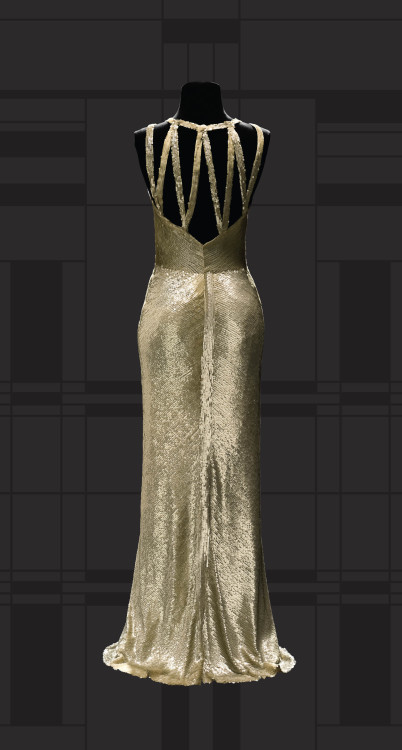 ephemeral-elegance:  Sequined Evening Gown, ca. 1930-31 Chanel via Brussels Museum of Costume and La
