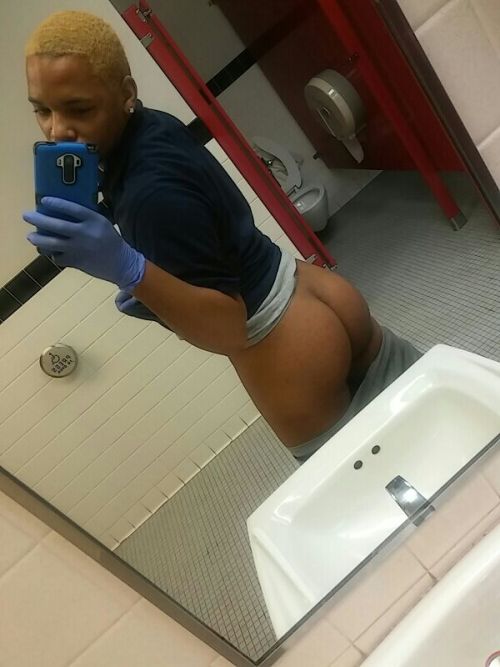 markell1991:  At work bored as y'all can see lol but hmu guys!!!!