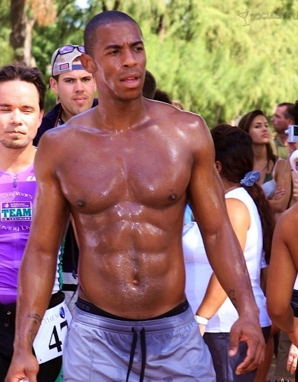 Porn photo 1bighomie:   Actor Mehcad Brooks.  