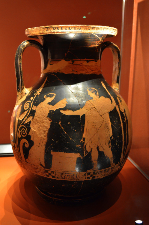 greek-museums:Archaeological Museum of Arta:Two red-figure pelikes used as cinerary urns. (5th centu