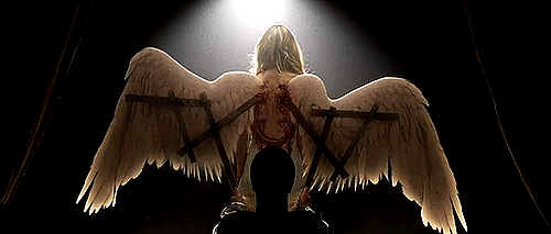 quantum-fags:  tacobellofficiall:  Tb0y-with-apple:  American Horror Story: Freakshow  THIS WAS SO WELL MADE I DON’T WANT TO BELIEVE THAT IT’S FAN MADE  IT’S NOT BECAUSE IT CAME FROM THE AHS FX YOUTUBE CHANNEL ITS REAL THIS TIME 