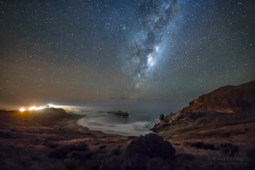 just–space:Milky Way over Castlepoint NZ js
