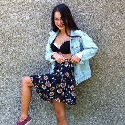 ugh-b0y:  capricoana:  I’m tanned n i luv it!! !!  EATER
