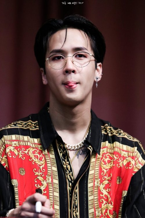 fuckyeah-ravi:지금 너의 이 순간 | Do not edit.@pinktwinkleo