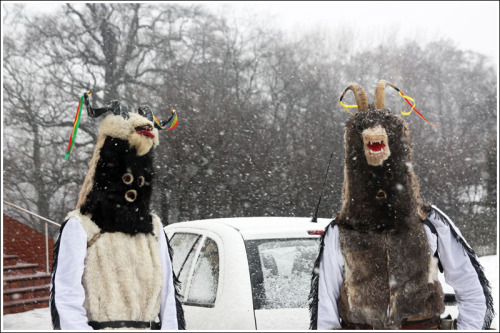 lamus-dworski: Kolędnicy in Poland.  Remnants of the old tradition of kolędowanie (see: Ko