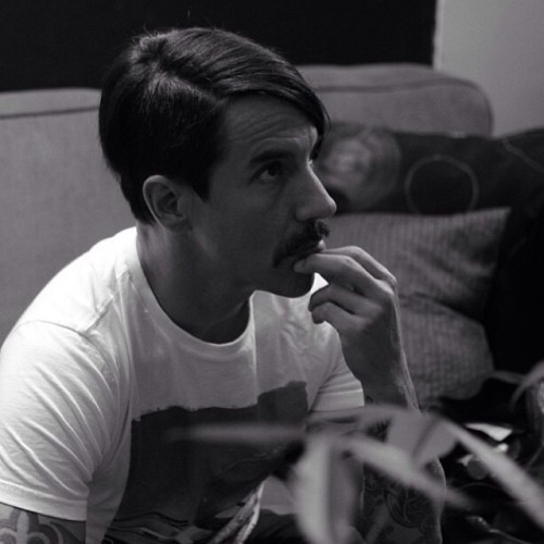 rogeralves1296:  🎊🎈🎂🎁🎉 #HappyBirthday #AnthonyKiedis 