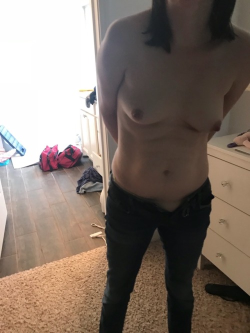 retifist:  My wife dressing and posing  She knows how much I love topless women in jeans 😍  03172018