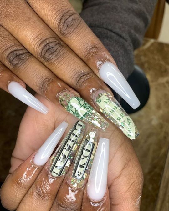 bombnails:  @neishas.nailretreat