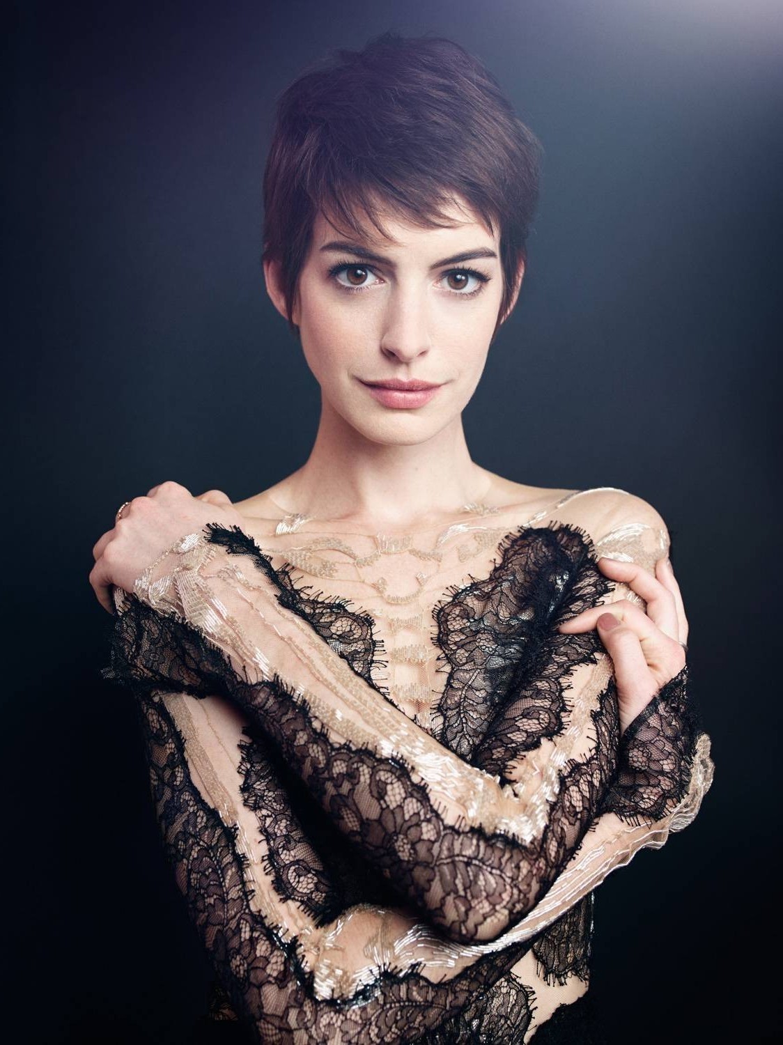 Porn photo oscarhmtech:Anne Hathaway