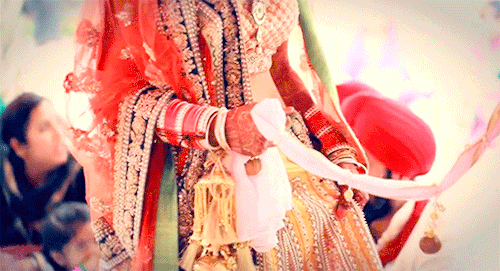 baawri:Sikh weddings, also referred as “Anand Karaj“ or "Blissful Union”, last a co