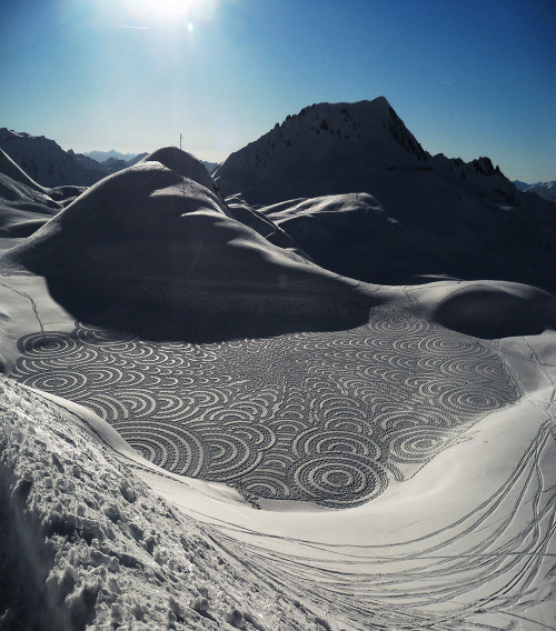 Porn crossconnectmag:  Magnificent Geometric Snow photos