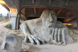 sixpenceee:  The Fremont Troll in Seattle