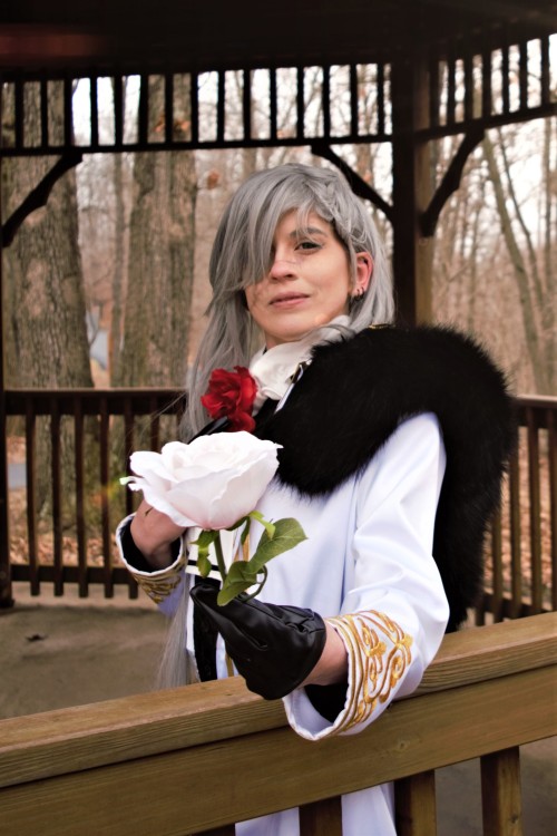 Over winter I tried to take some photos of my Yume100 Undertaker from Black Butler cosplay. However,