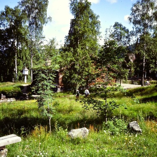 De Sandvigske Samlinger på Maihaugen (Friluftsmuseum), Lillehammer, 1984.The open air folk museum at