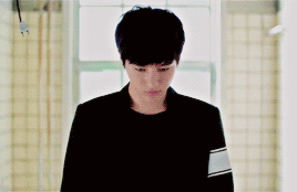 taenggyu:   Bad mv → Myungsoo 