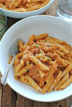 prettypasta:  Penne with Trapanese Pesto