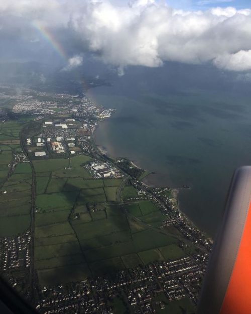 The rainbow falling over Belfast as we landed#rainbow #belfast #northernirelandhttps://www.insta