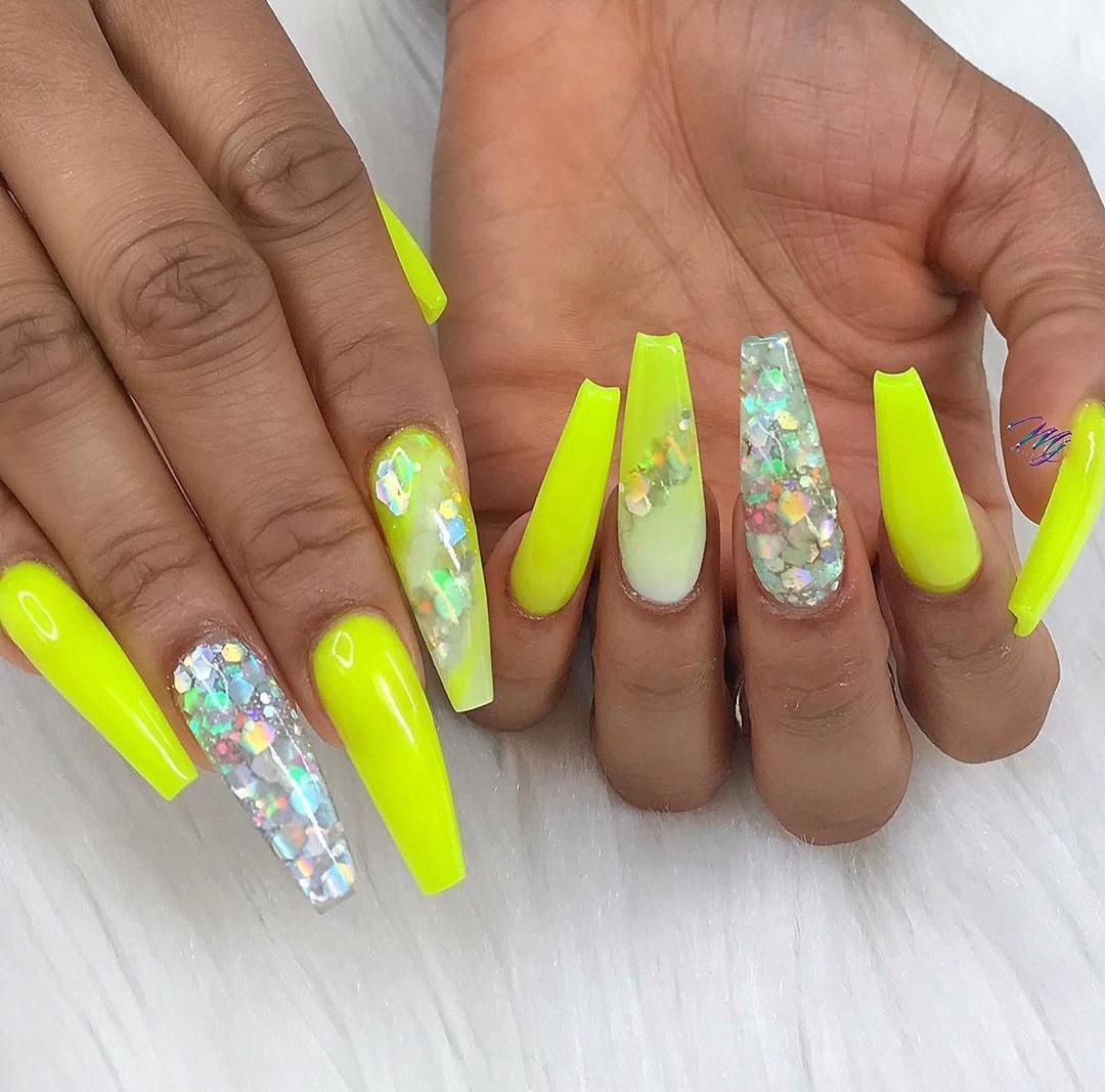 Nail Art: A Simple Neon Design That's Perfect For Summer | HuffPost Style