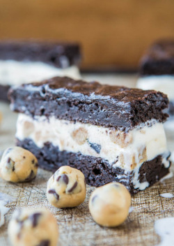 foodishouldnoteat:  Fudgy Brownie Cookie Dough Ice Cream Sandwiches