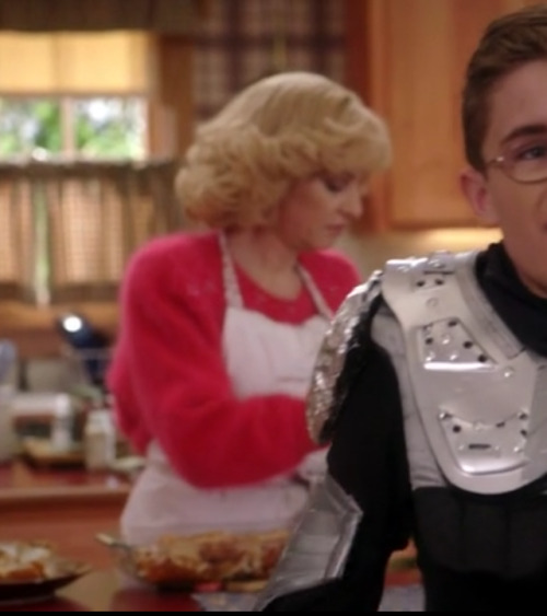I cannot possibly love The Goldbergs more!!!!!! http://abc.go.com/shows/the-goldbergs/episode-guide/