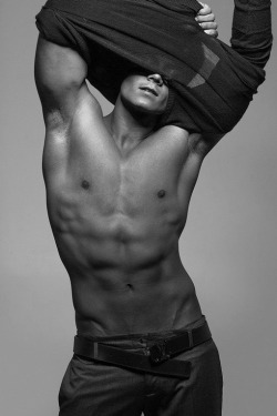 allasianguys: Daniel Matsunaga 