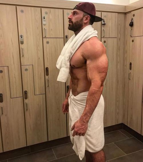 thelockerroom:   @bradleymartyn  