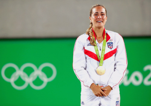 oliviergiroudd:  Monica Puig wins the Women’s tennis event at Rio 2016, earning