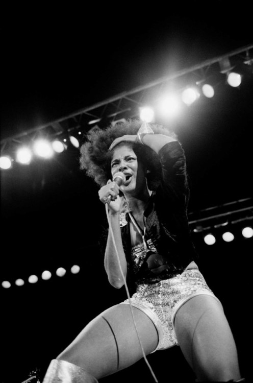 jamiepannn: Betty DAVIS.1976.Photo: Guy Le Querrec