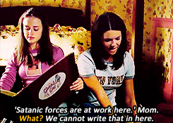 dreammetheworld:Gilmore Girls relationships → Lorelai/Rory [2/?]“Satanic forces are at work he