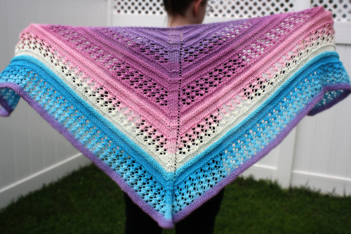 corruptedeclipse: Buy the wrap here on Etsy!Knitted triangle scarf or wrap, this soft pastel rainbow