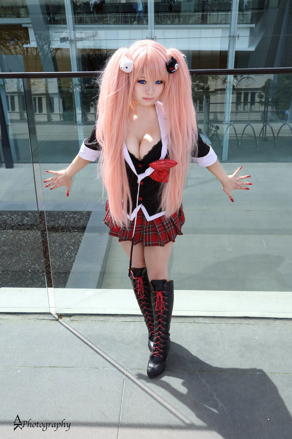 Source : http://sexykosplay.tumblr.com/