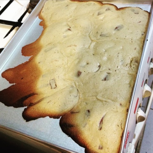 So we tried to make #cookies @bitterdani #chocolatechipcookies