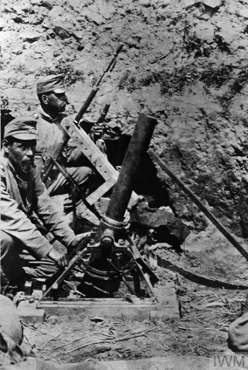 scrapironflotilla: Austro-Hungarian troops manning grenade throwers and trench mortars in the Tyrole