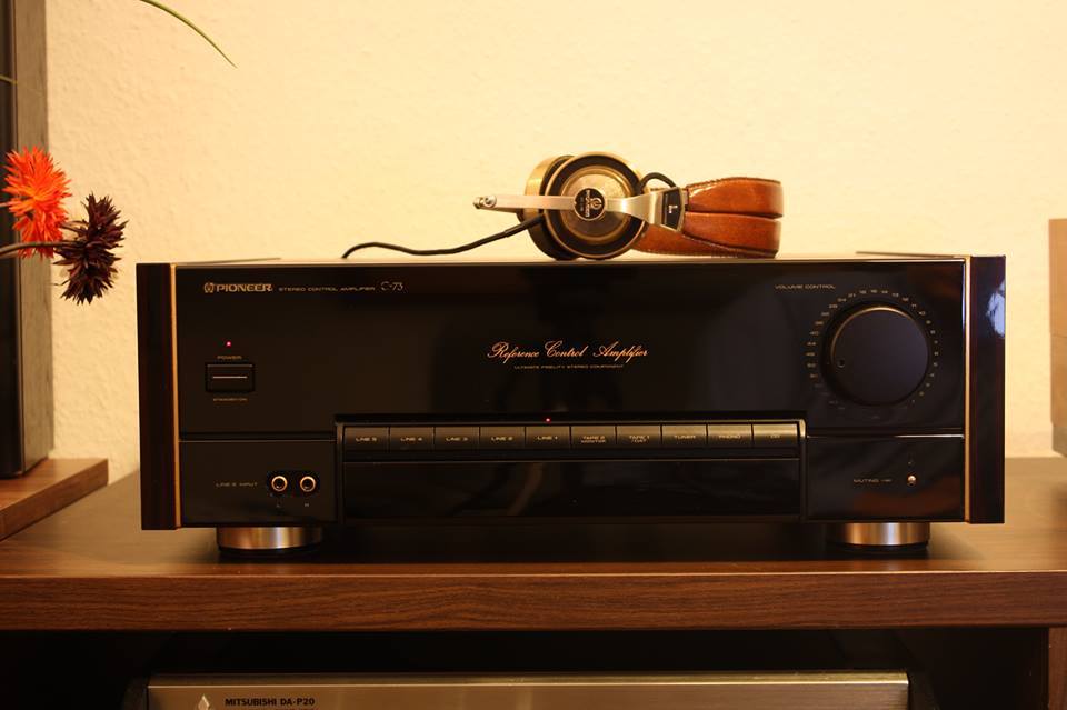 PIONEER C-73 PREAMPLIFIER