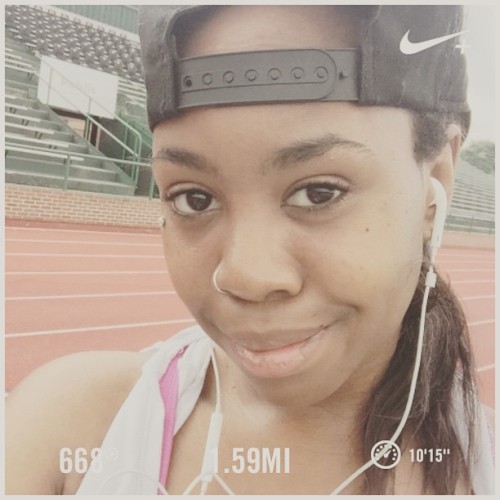 Good morning everyone. Hope yall got ur #cardio in! #getfit #gethealthy #fit #nikeplus #nike #melani