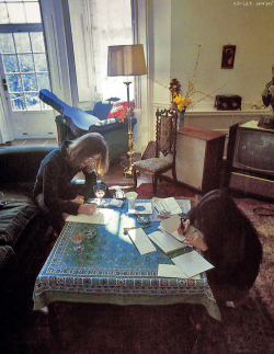 mccartneymadness:  John Lennon and Yoko Ono