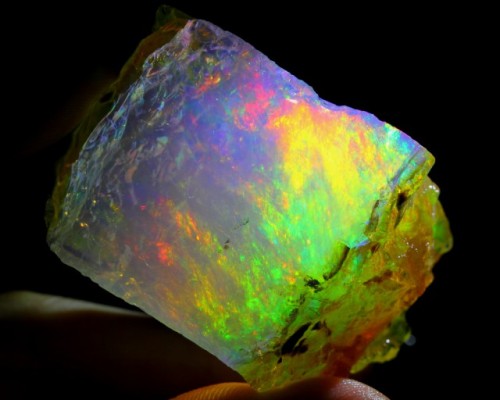 Contra Luz Ethiopian Welo Opal                