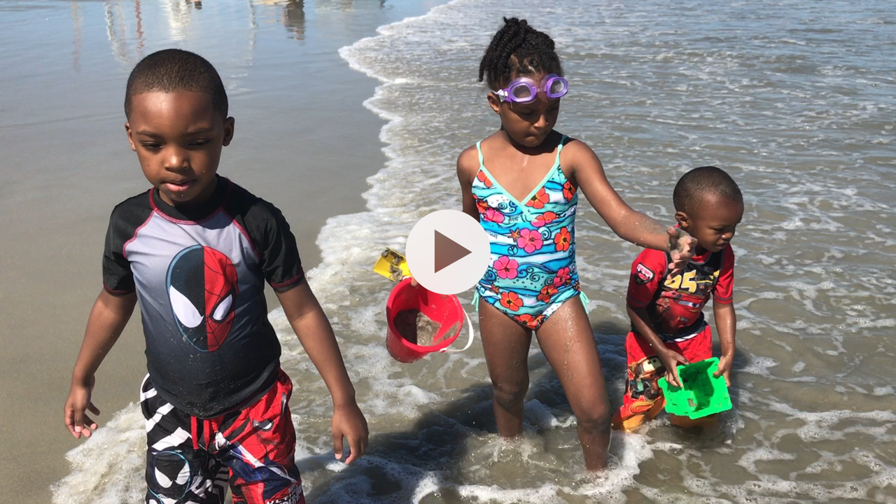 The kids&rsquo; first time at a beach. Been bugging me about going to the beach