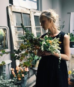 hotelisolation:  Behind the scenes of the Ovate spring-summer editorial with analogue photographer @ellenjanerogers, ethereal model @angelli0n, hair and makeup by @merielgarlandmakeup and flowers by @joflowers #ovate #ellenrogers  Photo reposted from