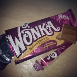 kairaanix:  Loooook what I’ve got! Authentic Wonka chocolate. It’s perfect! Look at this “peel here” hat! #wonka #chocolate  yum