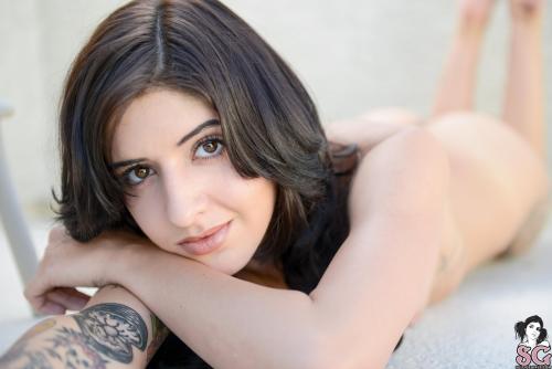 XXX past-her-eyes:  Venus Suicide venus.suicidegirls.com photo