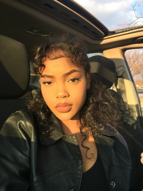 kingoftheheelstate:  aaijaaa:  ✨✨  😩😩😩😩