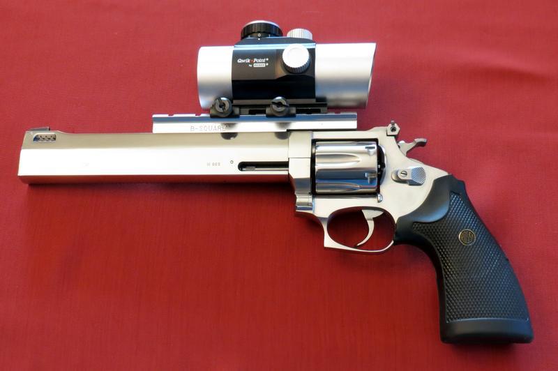 gunrunnerhell:  Rossi Cyclops Brazilian made revolver chambered in .357 Magnum, it