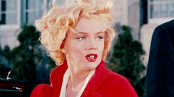 vintagegal:  Marilyn Monroe in Niagara (1953)