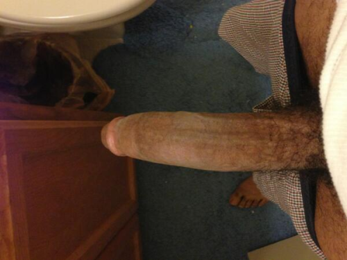 versatilemd:  Who wants some dick? You know where to find me…DMV dick over here…