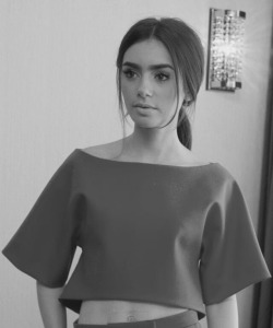 a-blackandwhitetime:  Lily Collins 